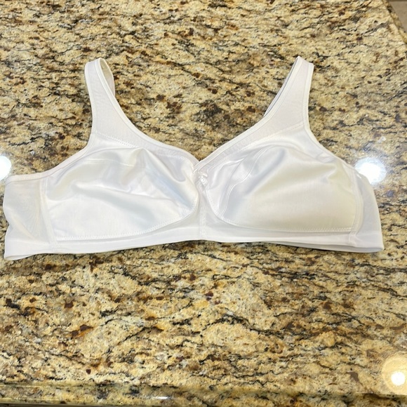 Glamorise Intimates & Sleepwear Glamorise Bra Poshmark
